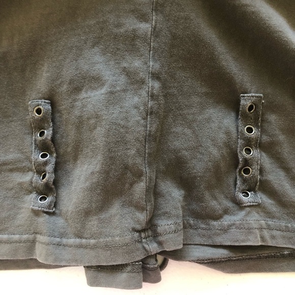 Forever 21 Women T-Shirt Size 0X “wild and free” Side Drawstrings Distressed - Picture 16 of 16